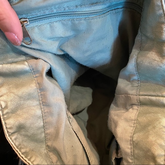 Purse - Picture 3 of 3